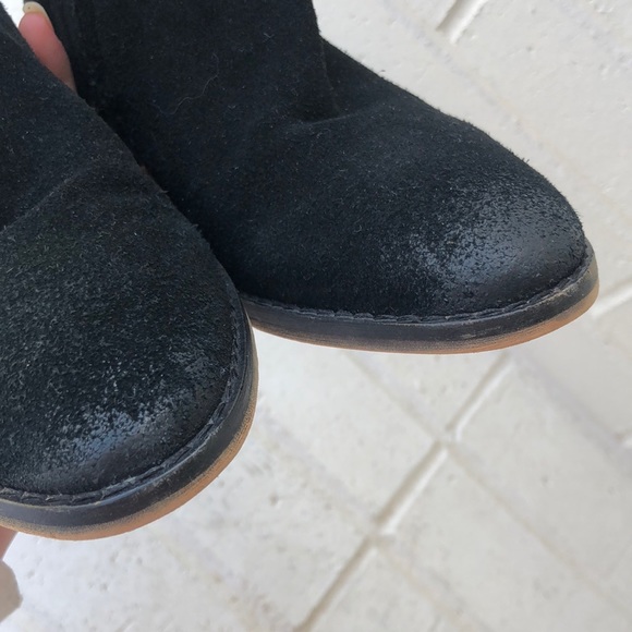 Dolce Vita Tessey Suede Booties